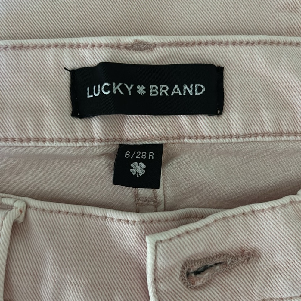 NWOT Lucky Brand Women's Light Pink Straight Leg Jeans Sz 6 Mid Rise - Picture 2 of 6